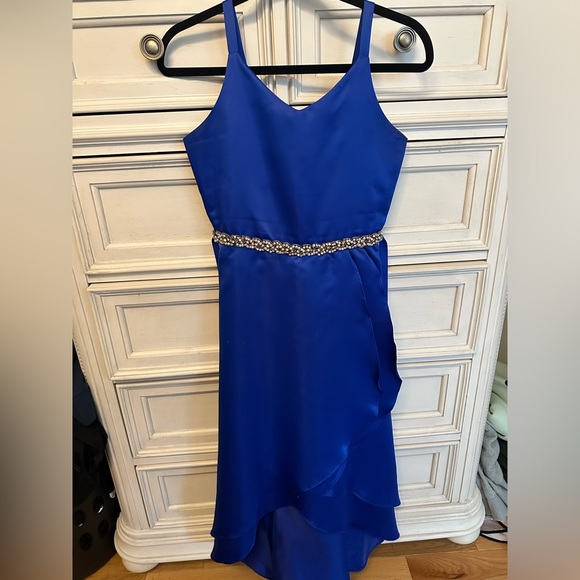 Kids Dress - Picture 1 of 2